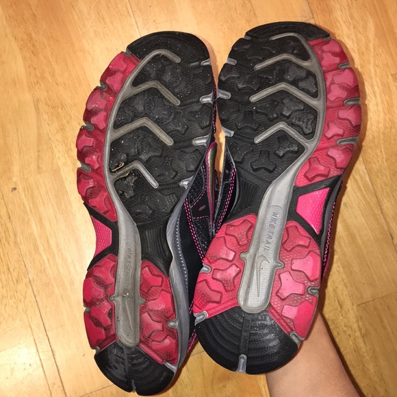 Nike sneakers - Picture 4 of 4